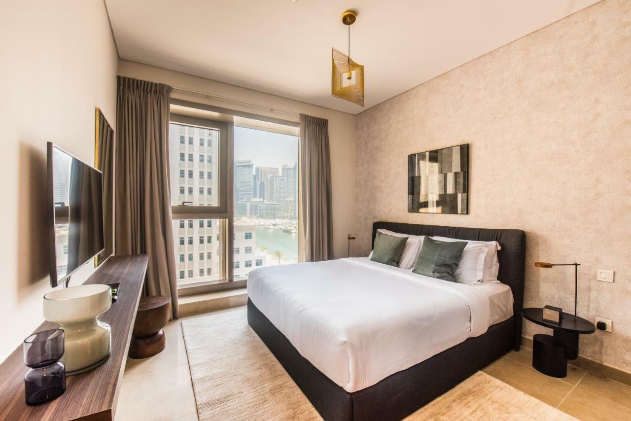 Fantastay Sparkle Tower One Bedroom Suite Marina View Dubai Exterior foto